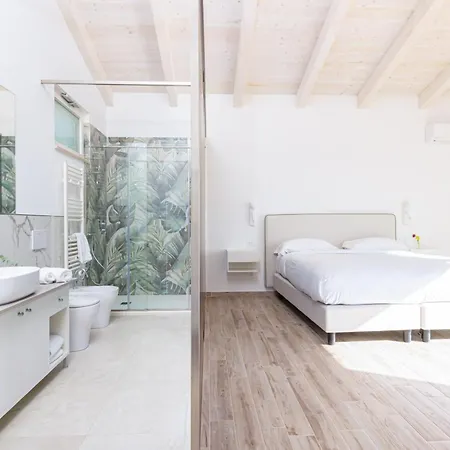 La Maison Dell'oasi * SantʼAgata sui Due Golfi